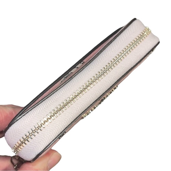 NWT! kate spade oh snap! small zip around card case wallet - chalk pink - Picture 11 of 15